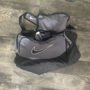 Nike duffel bag